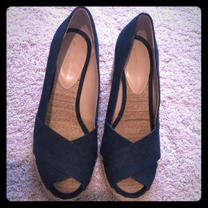 Adrienne Vittadini Denim Wedges size 9.5
